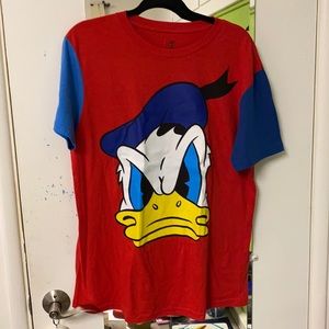 Donald Duck colorblock graphic tee in unisex size Medium